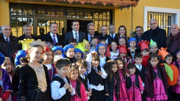 İyidere İlçemizde Okul Ziyaretleri ve Türk Malları Haftası Kutlama Programı.