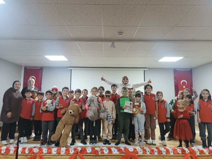 BANA BİR MASAL ANLAT