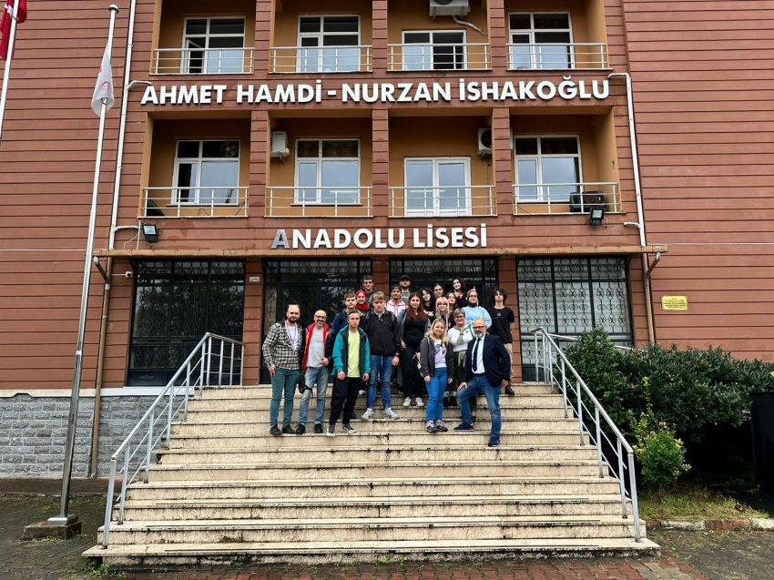 Ahmet Hamdi Nurzan Ýshakoðlu Anadolu LÝsesi  Erasmus K210 